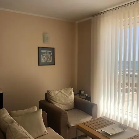 Beachfront Apartman *