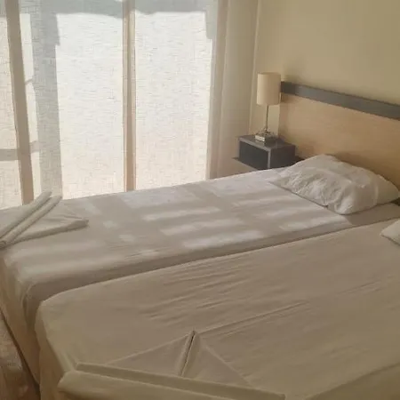 Beachfront 公寓 奥布佐尔